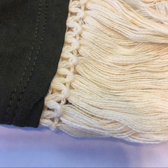 NWT S,M,L Fringe Hem Sleeves Tunic - Picture 4 of 5